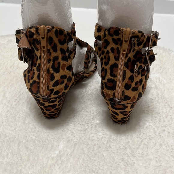 NWOT LEOPARD Wedge Double Strap Heel - Picture 11 of 12